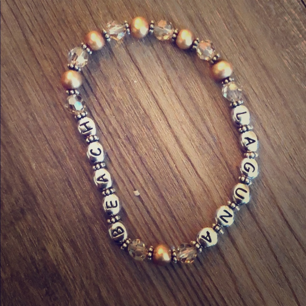 Beaded bracelet with Laguna Beach lettering